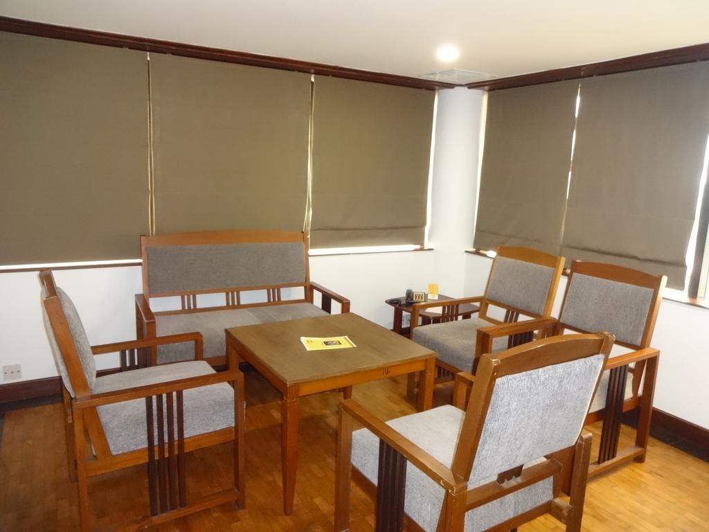 科泽科德马拉巴尔门钥匙精选柠檬树酒店 外观 照片