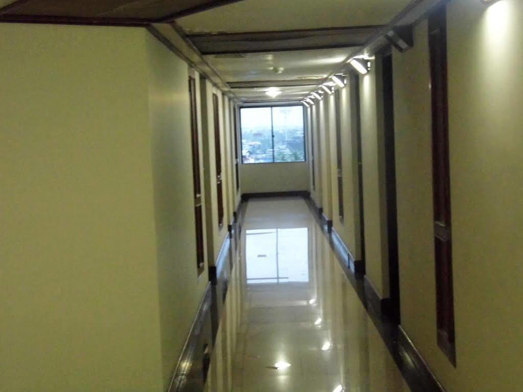科泽科德马拉巴尔门钥匙精选柠檬树酒店 外观 照片
